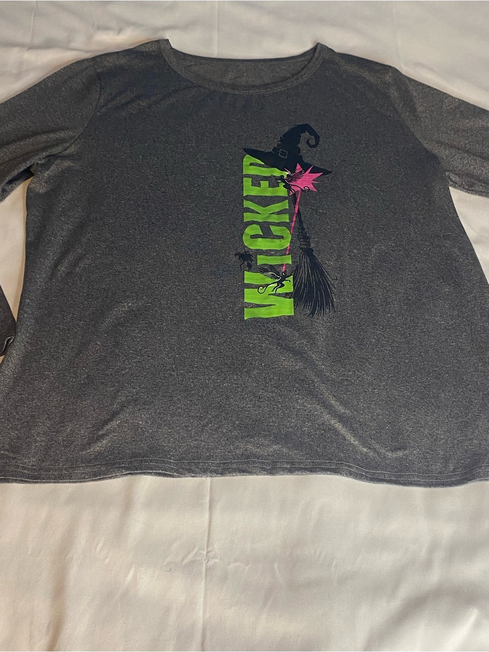 Womans Wicked Long Sleeve T-Shirt Size XL Grey Graphic Print Crew Neck Pullover
